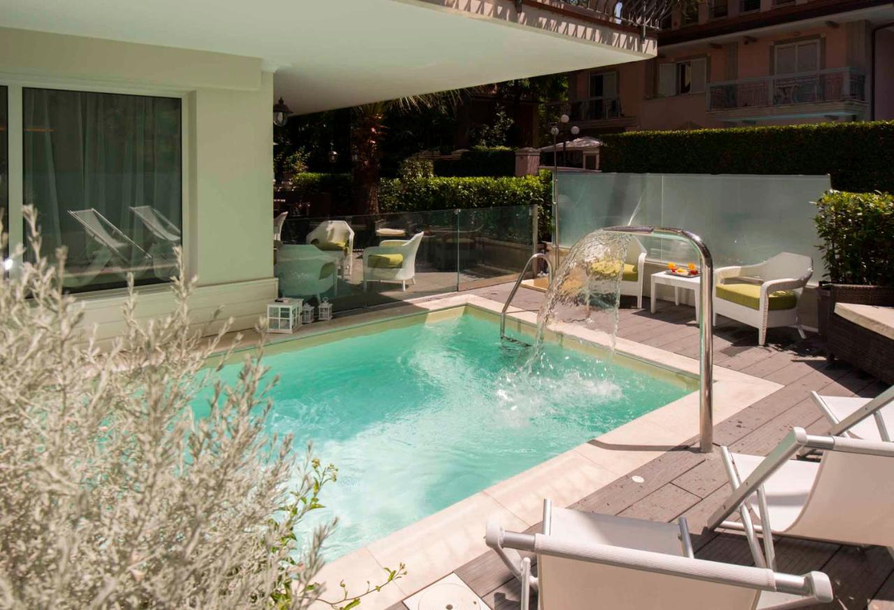 Atlas Hotel Riccione Extérieur photo